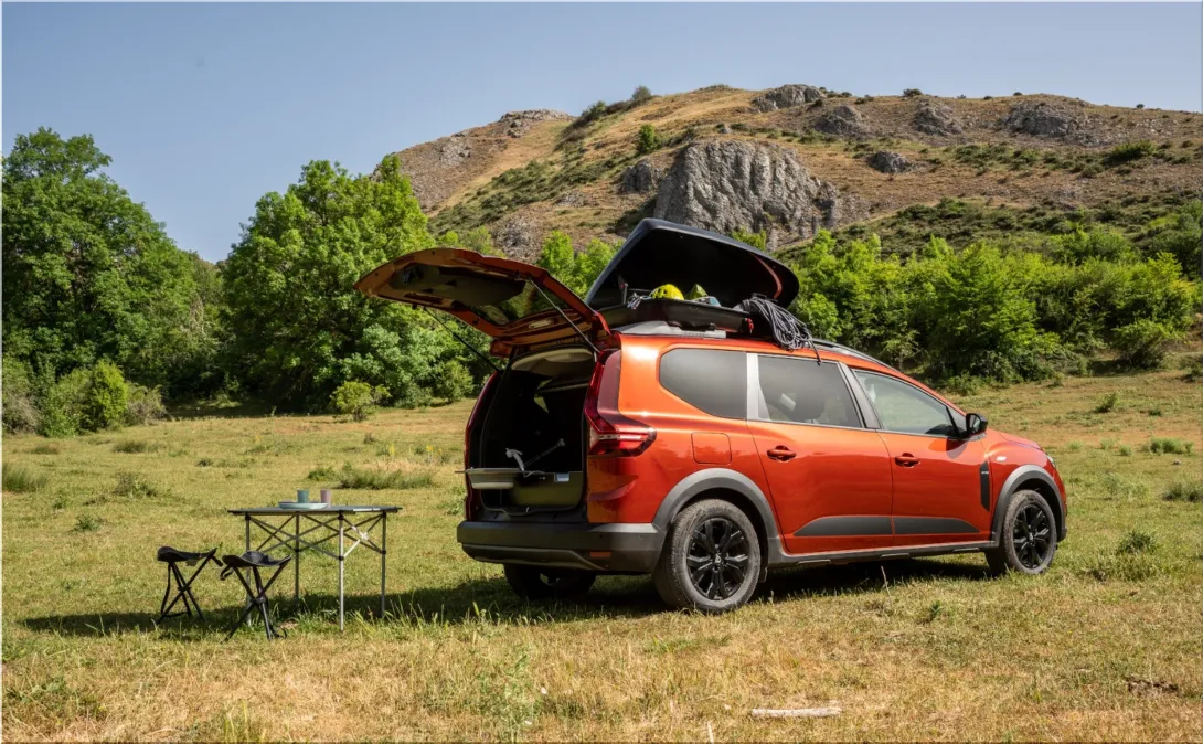 The Dacia Jogger Camperiz: Unpacking Affordability and Adventure in a Compact Camper Van